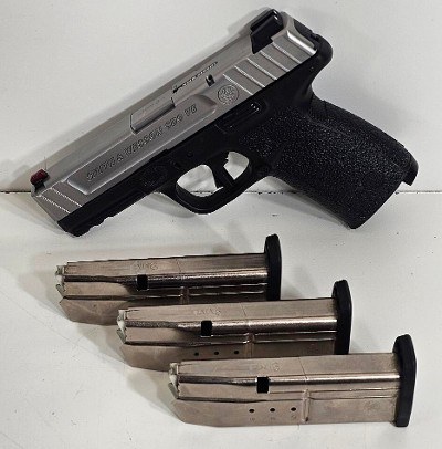 SMITH & WESSON SD9 VE 9MM LUGER (9x19 PARA) - Image 1 of 8