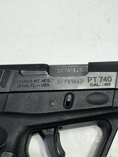TAURUS PT-740 SLIM .40 - Image 3 of 6