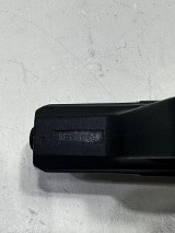 TAURUS PT-740 SLIM .40 - Image 6 of 6