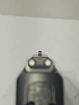 SMITH & WESSON M&P9 SHIELD 9MM LUGER (9x19 PARA) - Image 5 of 8