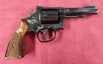 SMITH & WESSON 15-4 .38 SPL - Image 1 of 3