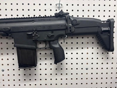FN SCAR 17S 7.62X51MM NATO - Image 3 of 6