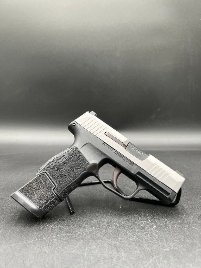 SIG SAUER P365 9MM LUGER (9x19 PARA) - Image 1 of 8