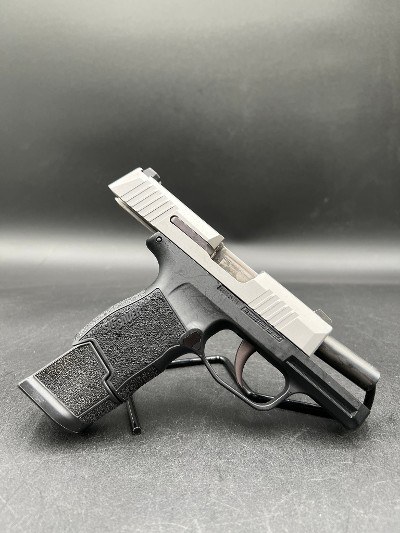 SIG SAUER P365 9MM LUGER (9x19 PARA) - Image 2 of 8