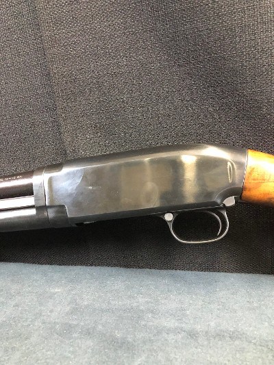 WINCHESTER MODEL 12 - 16 GAUGE SHOTGUN 16 GA - Image 10 of 12