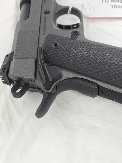 ROCK ISLAND ARMORY M1911 A1 FS Tact II w/Magazine 10mm - Image 5 of 9