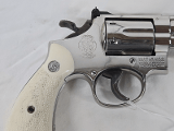 SMITH & WESSON 19-3 Nickel Plated, Pinned Recessed 1974 .357 MAG - Image 3 of 15