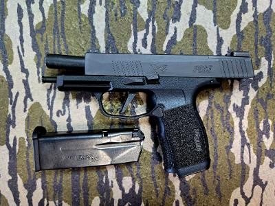 SIG SAUER P365XL9MM LUGER (9x19 PARA) - Image 4 of 5