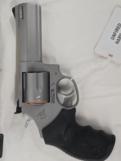 TAURUS Tracker, Unfired w/Hard Case .44 Magnum - Image 9 of 12