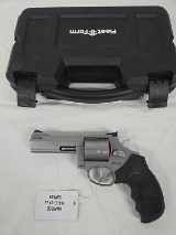 TAURUS Tracker, Unfired w/Hard Case .44 Magnum - Image 1 of 12