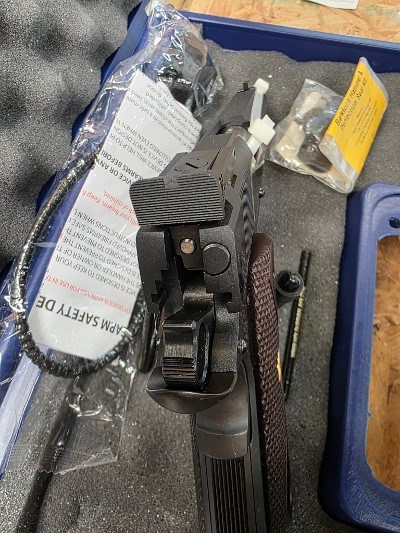COLT Series &sbquo;70 Gold Cup .45 ACP - Image 3 of 4