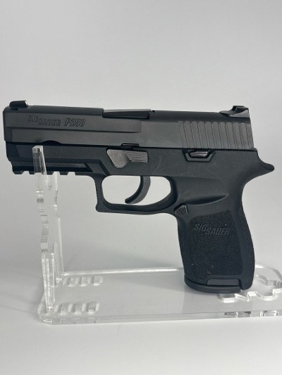 SIG SAUER P250 40 Smith & Wesson - Image 1 of 4