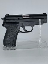 SIG SAUER P229 COMPACT 40 Smith & Wesson - Image 2 of 4