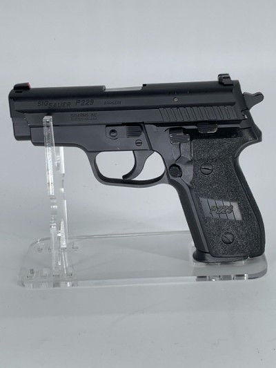 SIG SAUER P229 COMPACT 40 Smith & Wesson - Image 1 of 4