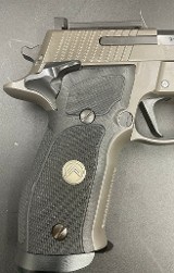SIG SAUER P226 LEGION 9MM LUGER (9x19 PARA) - Image 7 of 9