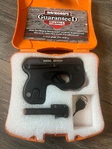 TAURUS CURVE .380 ACP - 7 of 7