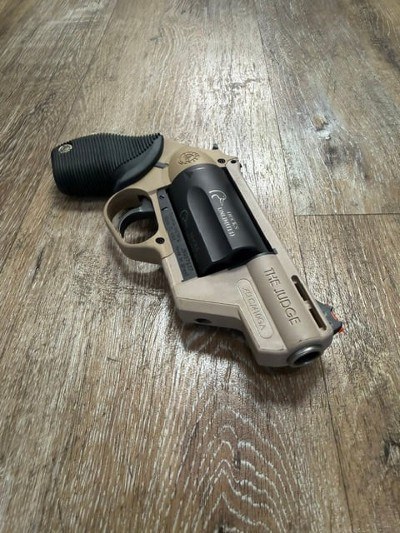 TAURUS JUDGE.45 LC/.410 GA - Image 4 of 4