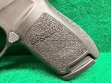 SIG SAUER P320 NITRON COMPACT 9MM LUGER (9X19 PARA) - Image 12 of 24