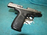 SMITH & WESSON SD40/SD40VE .40 S&W - Image 1 of 2