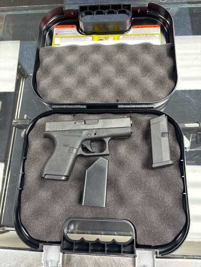 GLOCK 42 .380 ACP - Image 4 of 5