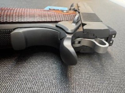 SIG SAUER 1911 COMPACT .45 ACP - Image 9 of 12