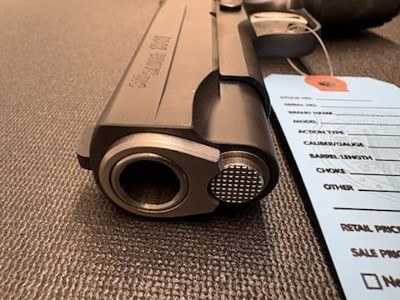 SIG SAUER 1911 COMPACT .45 ACP - Image 10 of 12