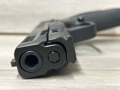 SMITH & WESSON M&P9 M2.0 (13564) 9MM LUGER (9x19 PARA) - Image 9 of 12