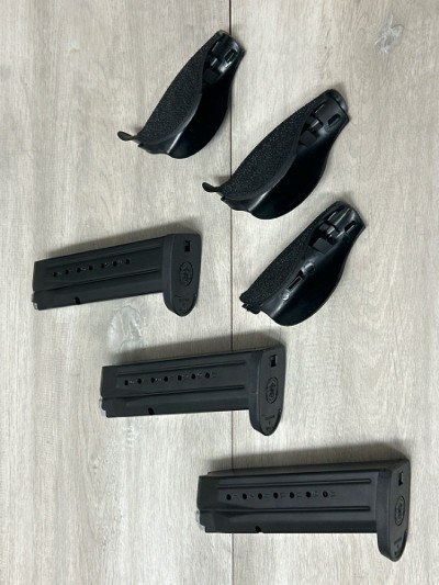 SMITH & WESSON M&P9 M2.0 (13564) 9MM LUGER (9x19 PARA) - Image 10 of 12