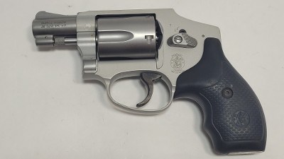 SMITH & WESSON 642-2 .38 S&W - Image 2 of 7