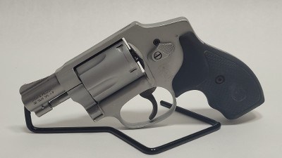 SMITH & WESSON 642-2 .38 S&W - Image 1 of 7