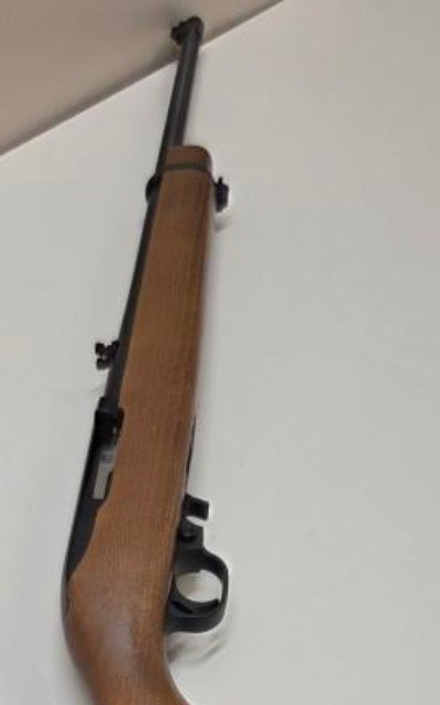 RUGER 10/22 22 LONG (22L) - Image 4 of 9