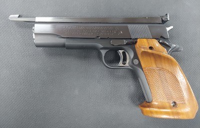 COLT GOLD CUP NATIONAL MATCH .45 ACP - Image 2 of 17