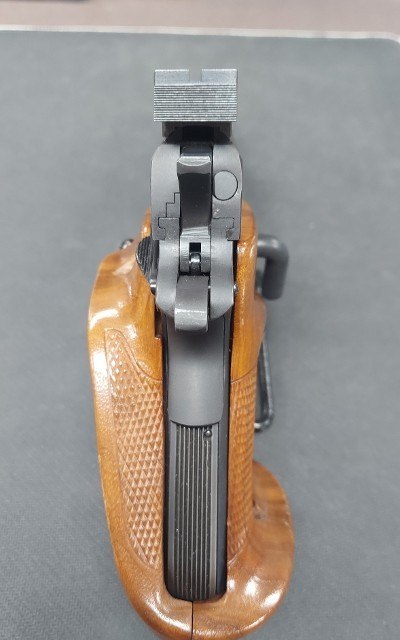 COLT GOLD CUP NATIONAL MATCH .45 ACP - Image 5 of 17