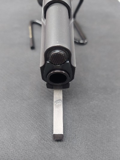 COLT GOLD CUP NATIONAL MATCH .45 ACP - Image 7 of 17