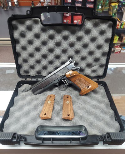 COLT GOLD CUP NATIONAL MATCH .45 ACP - Image 1 of 17