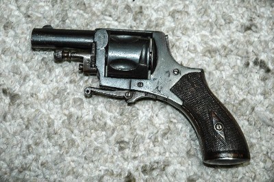 FIREARMS UNKNOWN Bulldog .32 caliber - Image 2 of 10