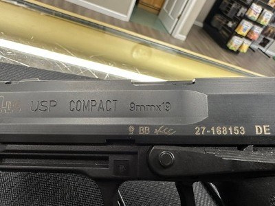 HECKLER & KOCH USP Compact 9MM LUGER (9x19 PARA) - Image 4 of 14