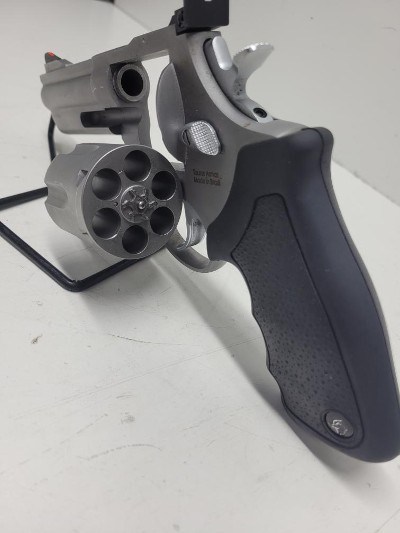 TAURUS 44 STANDARD .44 MAGNUM - Image 3 of 7