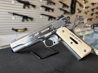 KIMBER STAINLESS II TEXAS EDITION.45 ACP - Image 1 of 3