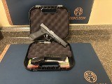 GLOCK G17L GEN 5 MOS 9MM LUGER (9X19 PARA) - 1 of 4