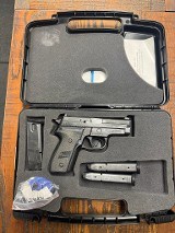 SIG SAUER P229 .40 S&W - 4 of 7