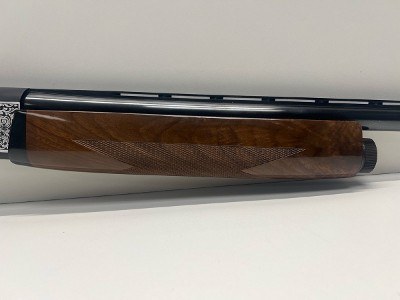 SKB SHOTGUNS DUCKS UNLIMITED 12 GA - Image 8 of 10