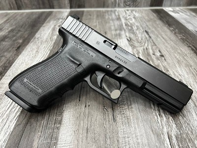 GLOCK 21 GEN 4 45 ACP (45 Auto) - Image 2 of 4