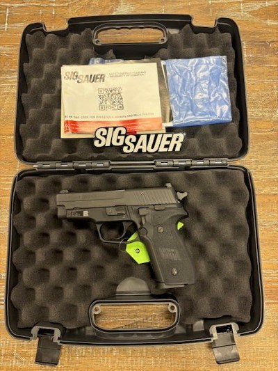 SIG SAUER M11-A1 COMPACT 9MM LUGER (9X19 PARA) - Image 1 of 2