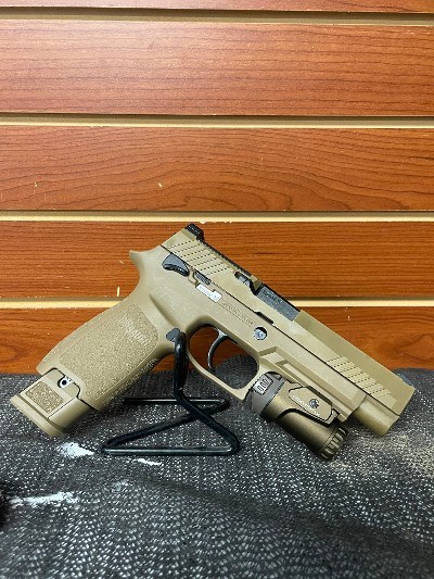 SIG SAUER M17 CSS 9MM LUGER (9x19 PARA) - Image 13 of 18