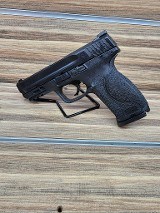SMITH & WESSON M&P 9 M2.0 9MM LUGER (9x19 PARA) - 1 of 3