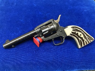 H. SCHMIDT REVOLVER .22 LR - Image 1 of 3
