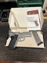 SMITH & WESSON 4556 .45 ACP - Image 3 of 3