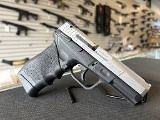TAURUS PT24/7 G2 .40 S&W - 1 of 3