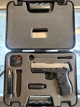 TAURUS PT24/7 G2 .40 S&W - 3 of 3